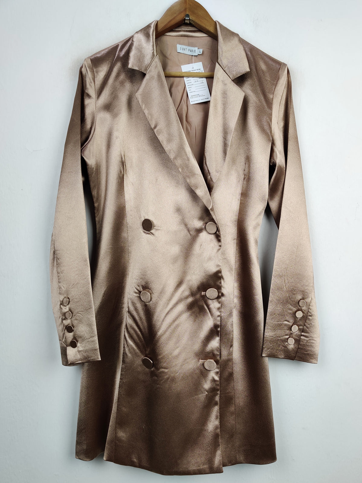 Buy online pre-used pre-loved 100% authentic & Original branded Eight Paris (BC-1459) available in Pakistan. Top international brands avilable.