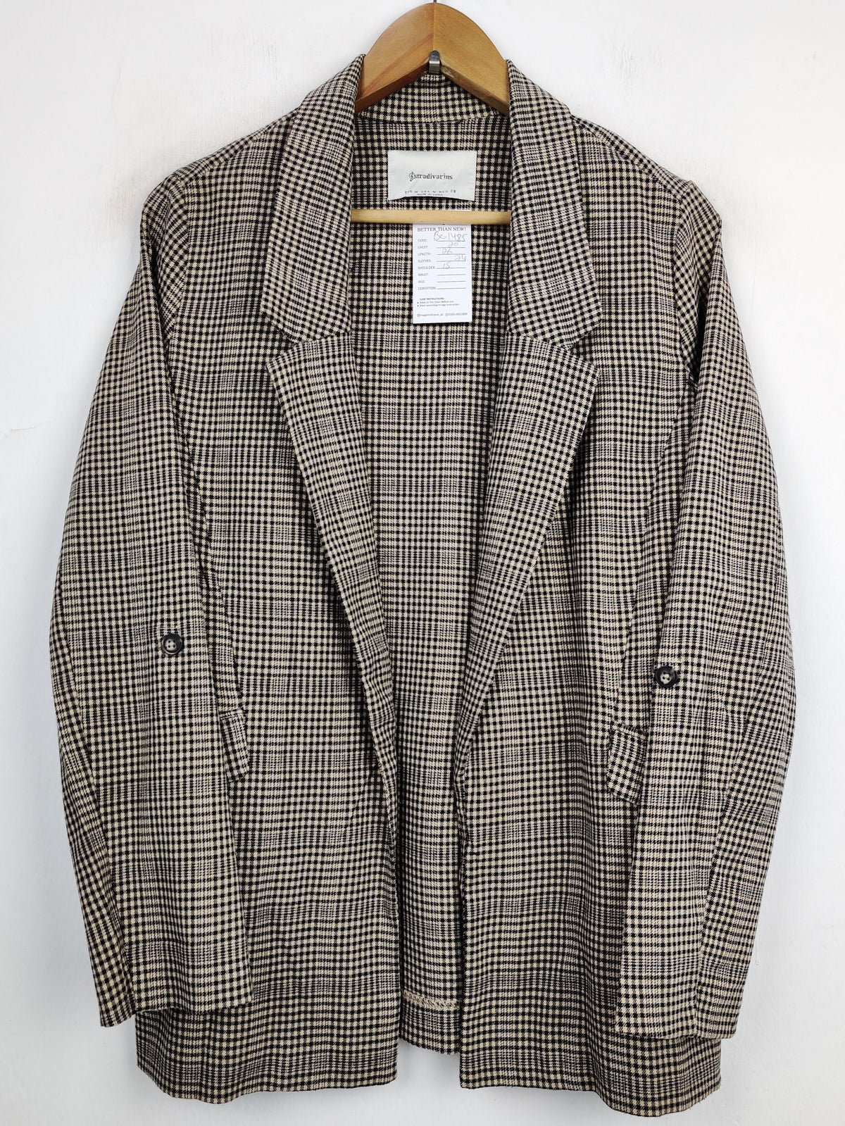 Buy online pre-used pre-loved 100% authentic & Original branded Stradivarius (BC-1485) available in Pakistan. Top international brands avilable.