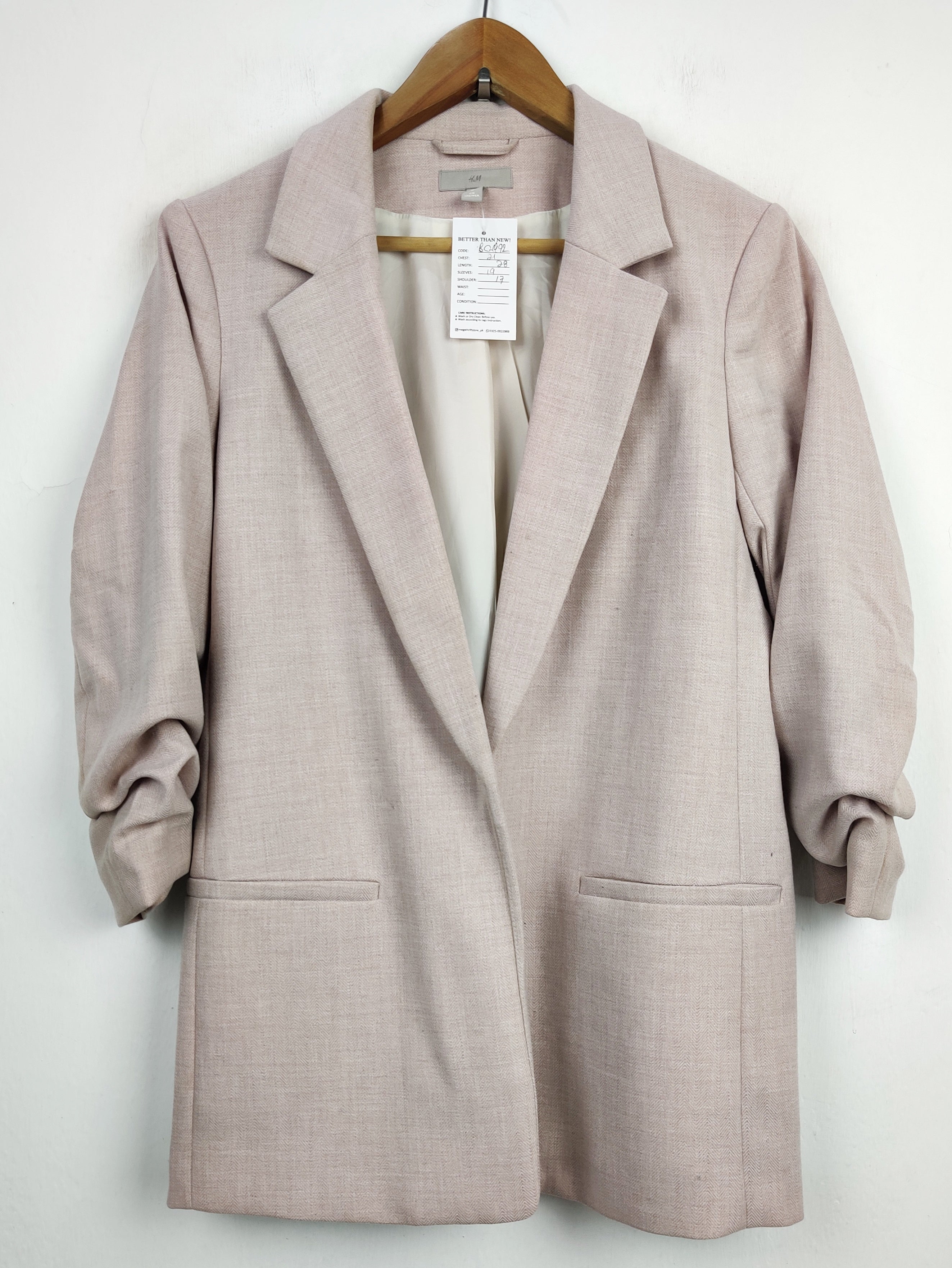 Buy online pre-used pre-loved 100% authentic & Original branded H&M (BC-1492) available in Pakistan. Top international brands avilable.
