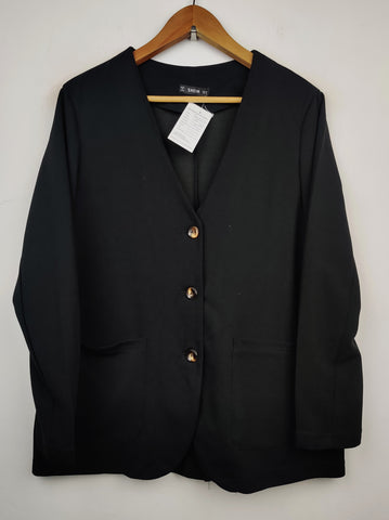 Buy online pre-used pre-loved 100% authentic & Original branded Shein (BC-1514) available in Pakistan. Top international brands avilable.