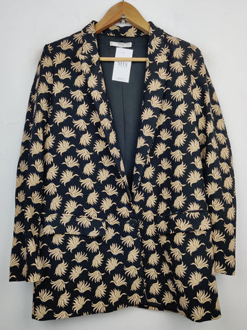Buy online pre-used pre-loved 100% authentic & Original branded Mango (BC-1538) available in Pakistan. Top international brands avilable.