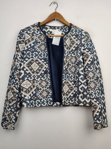 Buy online pre-used pre-loved 100% authentic & Original branded H&M (BC-1555) available in Pakistan. Top international brands avilable.