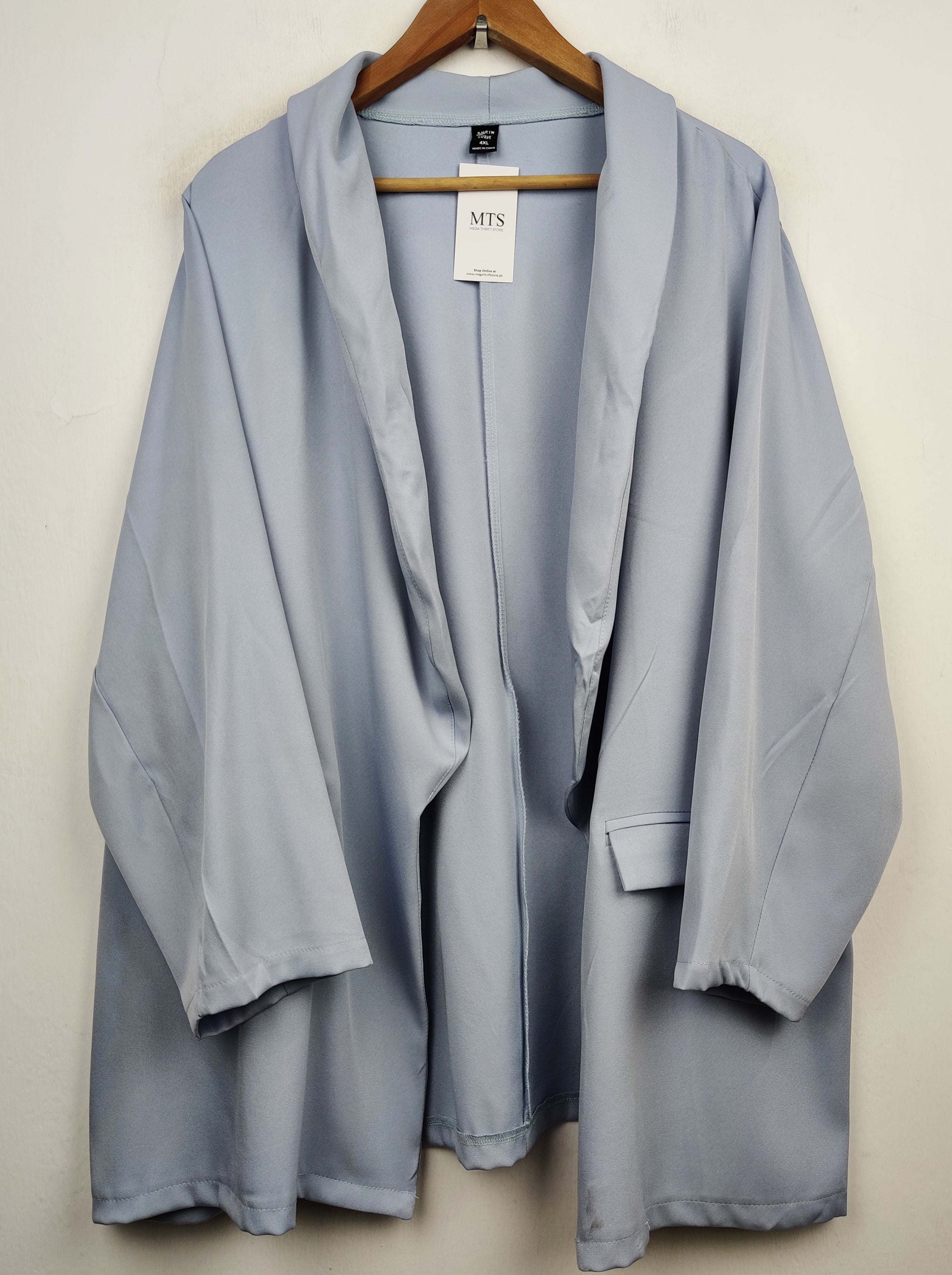 Buy online pre-used pre-loved 100% authentic & Original branded Shein (BC-1572) available in Pakistan. Top international brands avilable.
