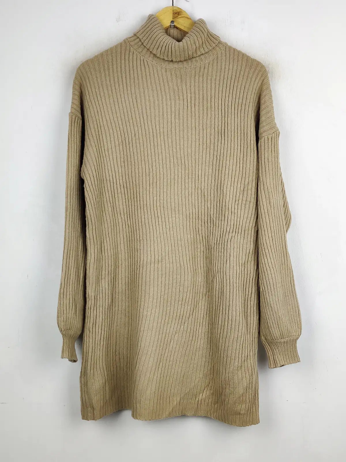 Buy online pre-used pre-loved 100% authentic & Original branded Shein (BD-02) available in Pakistan. Top international brands avilable.