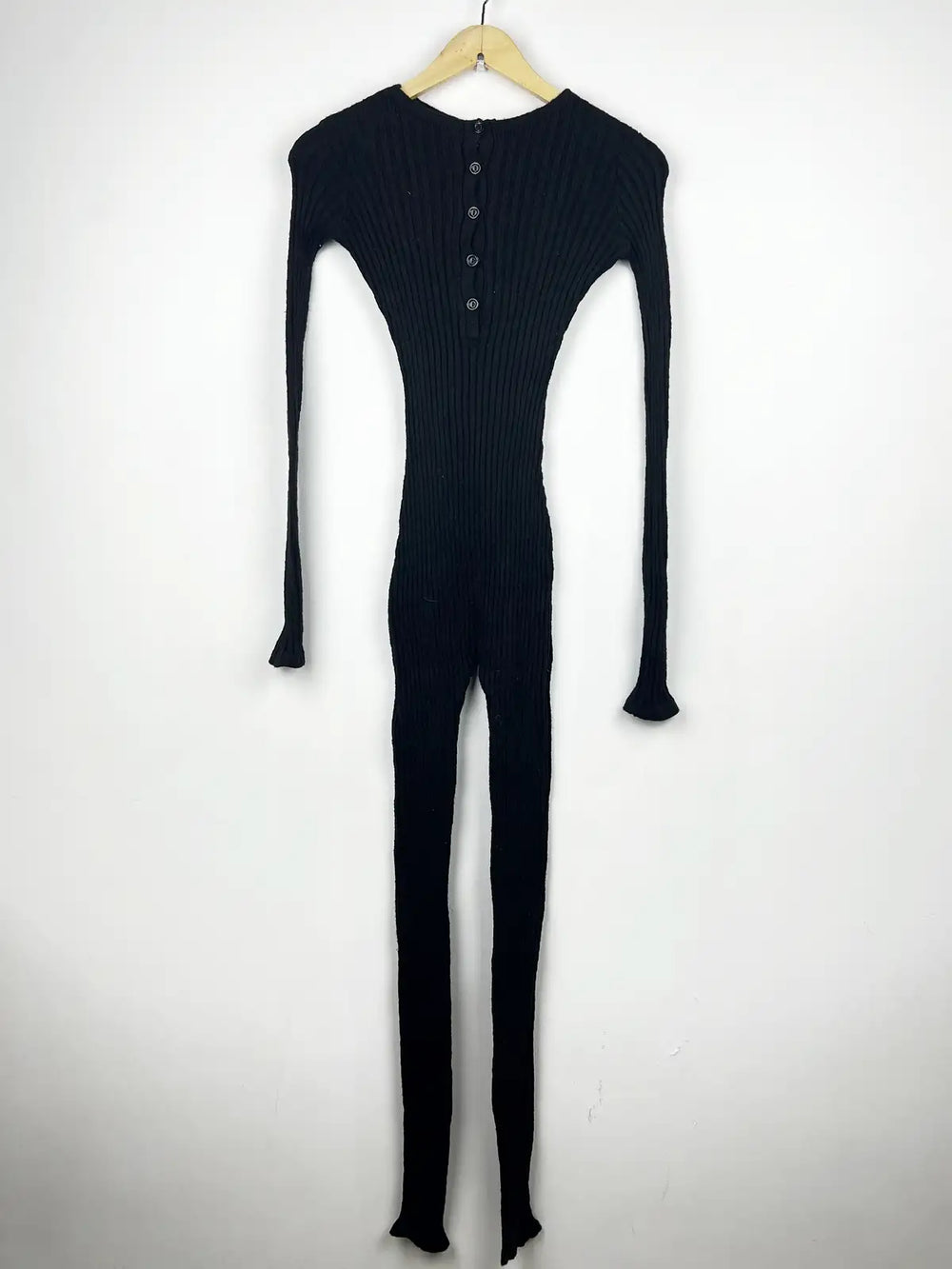 Buy online pre-used pre-loved 100% authentic & Original branded Ego (BD-101) available in Pakistan. Top international brands avilable.