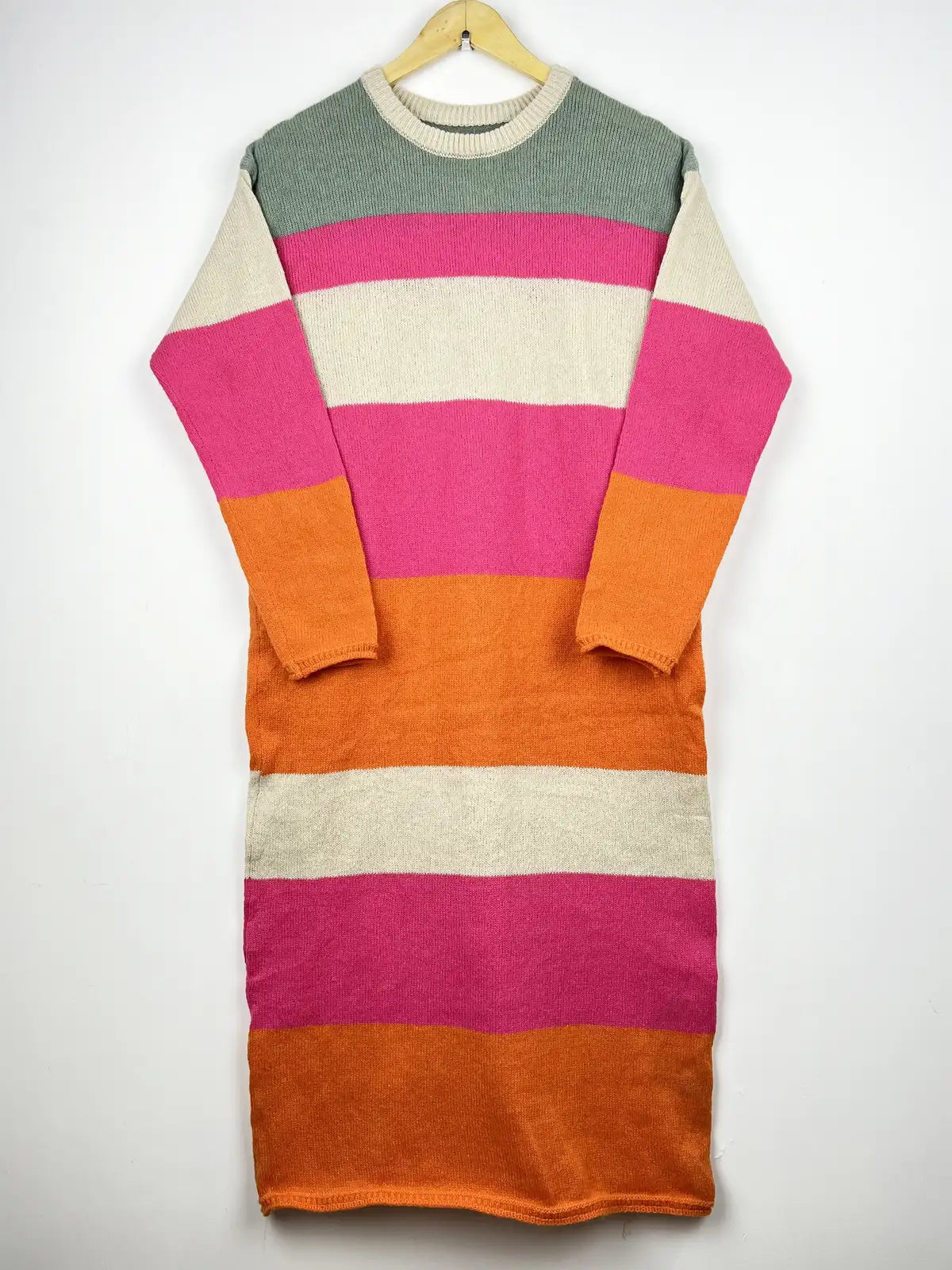 Buy online pre-used pre-loved 100% authentic & Original branded Shein (BD-105) available in Pakistan. Top international brands avilable.