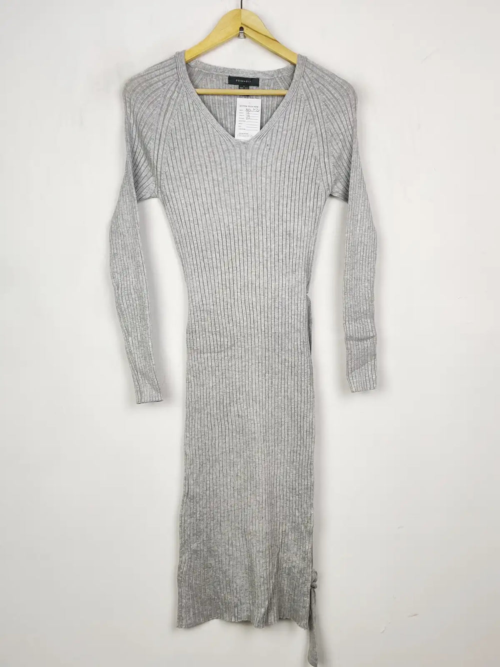 Buy online pre-used pre-loved 100% authentic & Original branded Primark (BD-1072) available in Pakistan. Top international brands avilable.