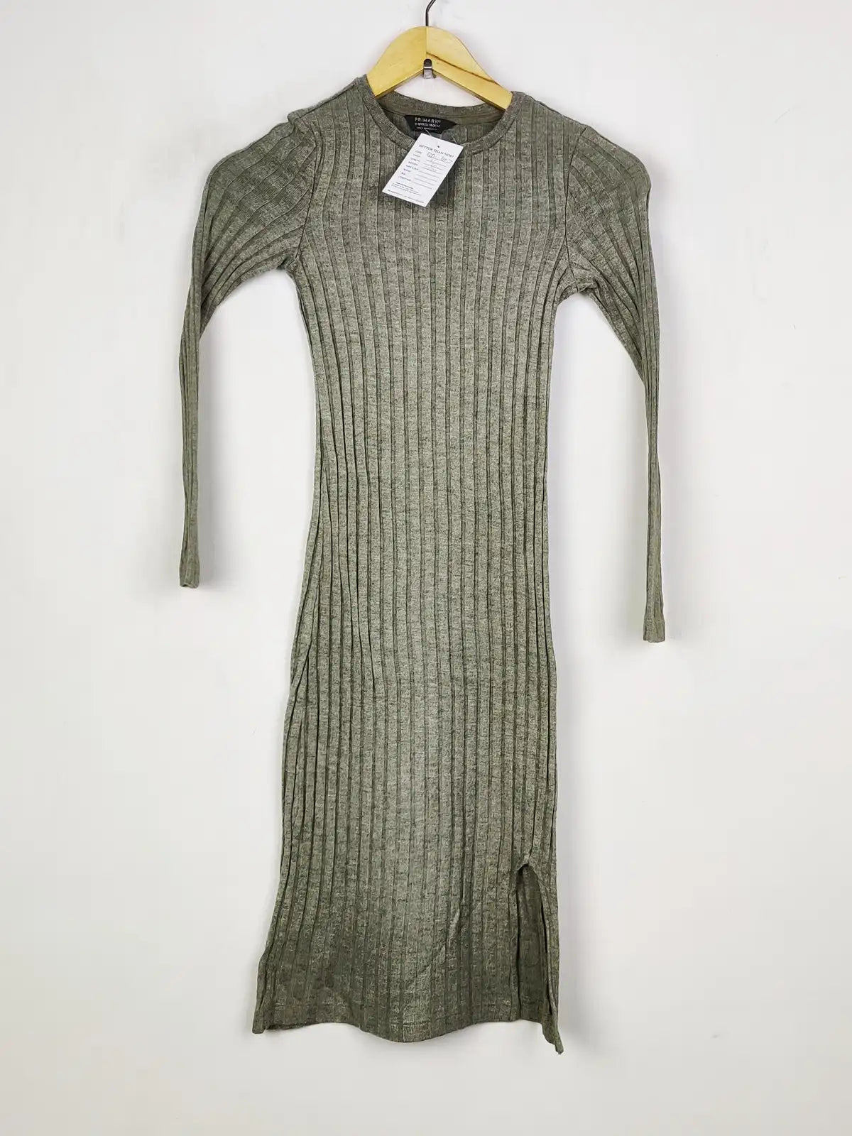 Buy online pre-used pre-loved 100% authentic & Original branded Primark (BD-1107) available in Pakistan. Top international brands avilable.