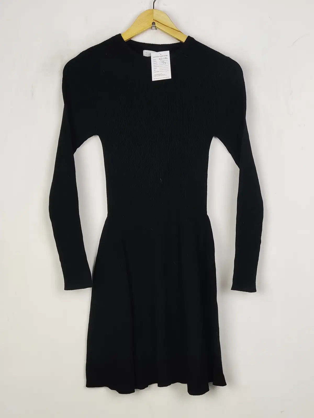 Buy online pre-used pre-loved 100% authentic & Original branded Primark (BD-1136) available in Pakistan. Top international brands avilable.