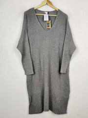 Buy online pre-used pre-loved 100% authentic & Original branded H&M (BD-1162) available in Pakistan. Top international brands avilable.