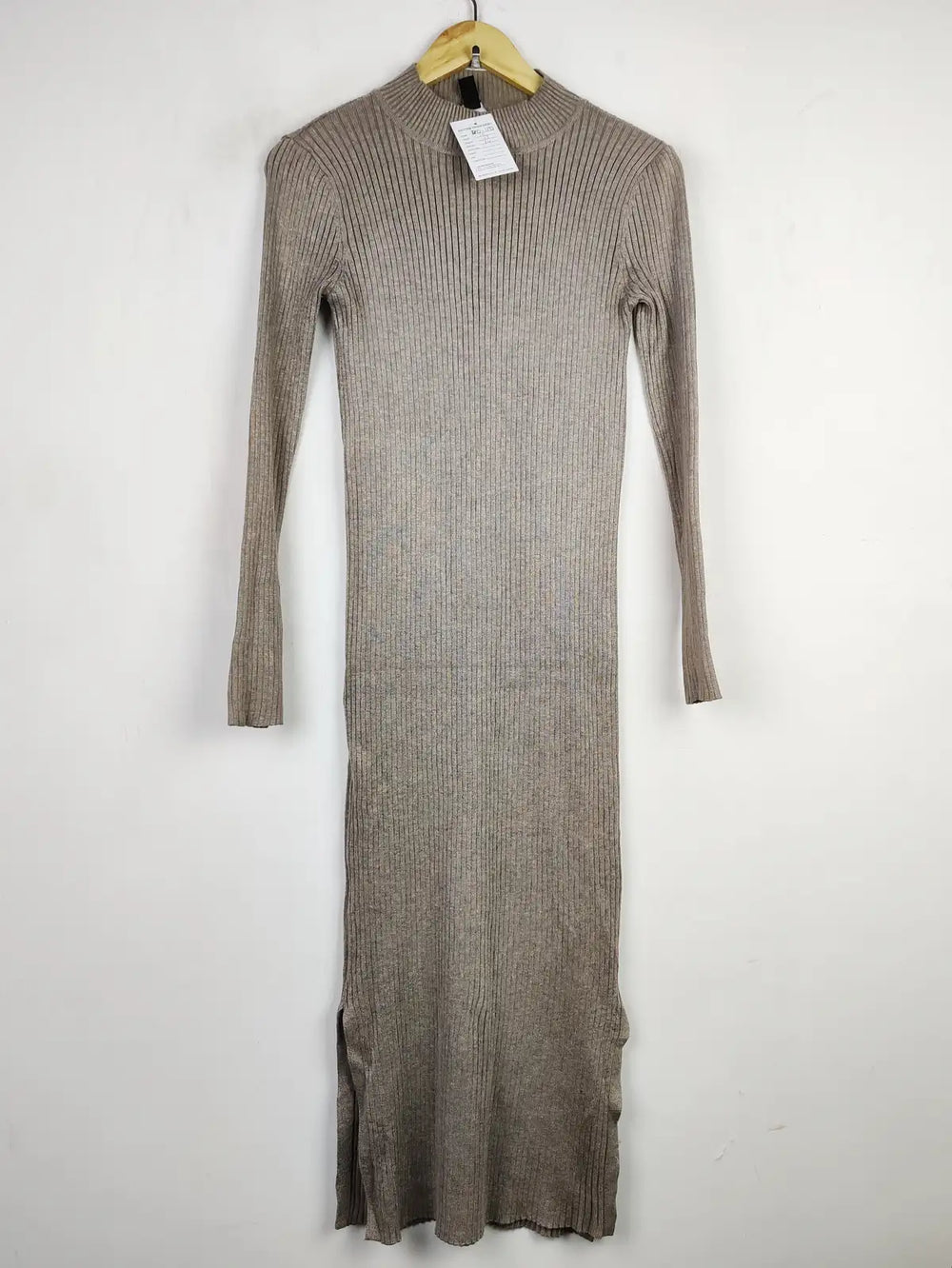 Buy online pre-used pre-loved 100% authentic & Original branded New Look (BD-1193) available in Pakistan. Top international brands avilable.