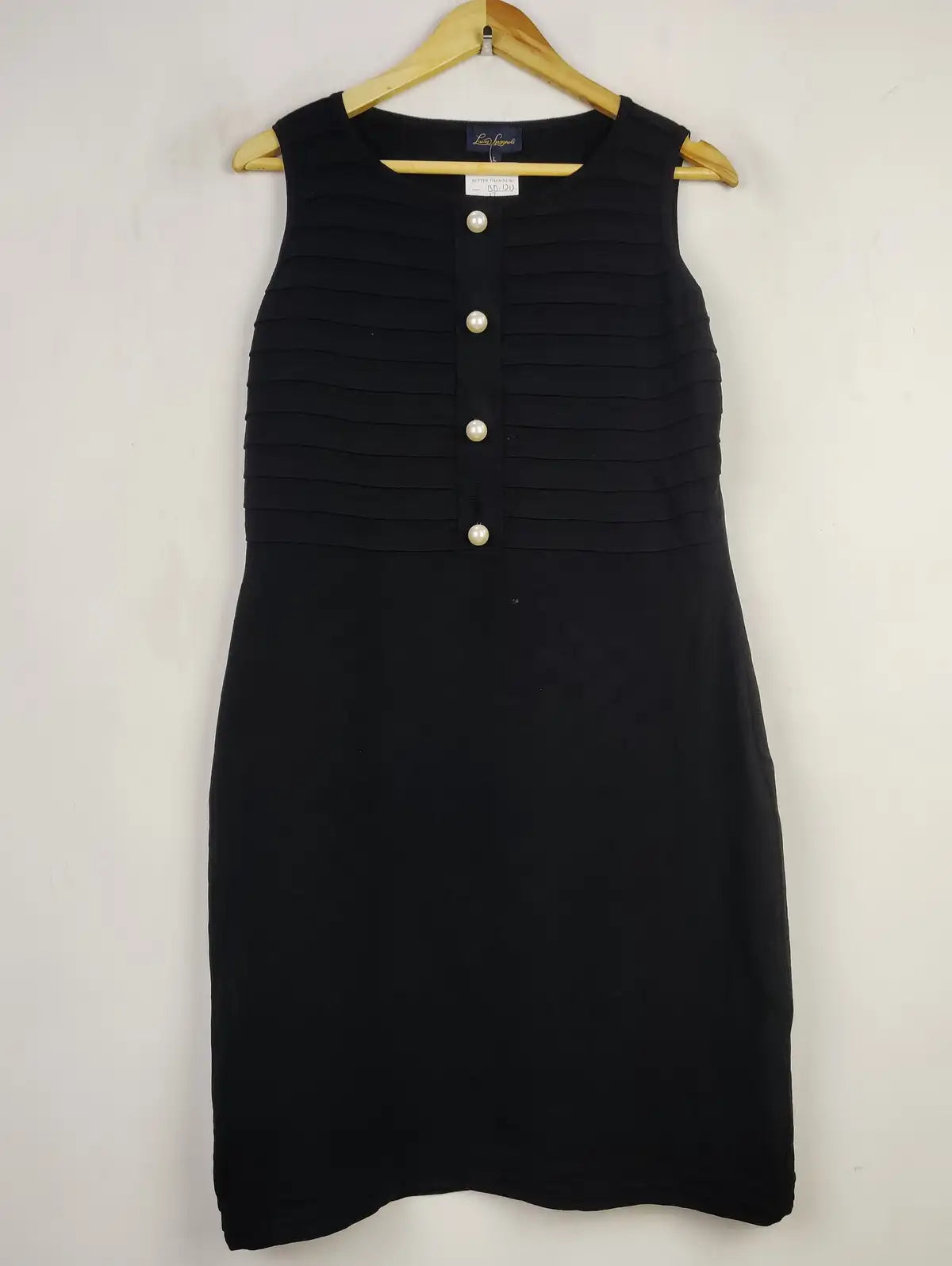 Buy online pre-used pre-loved 100% authentic & Original branded Luisa Ragnoli (BD-1212) available in Pakistan. Top international brands avilable.