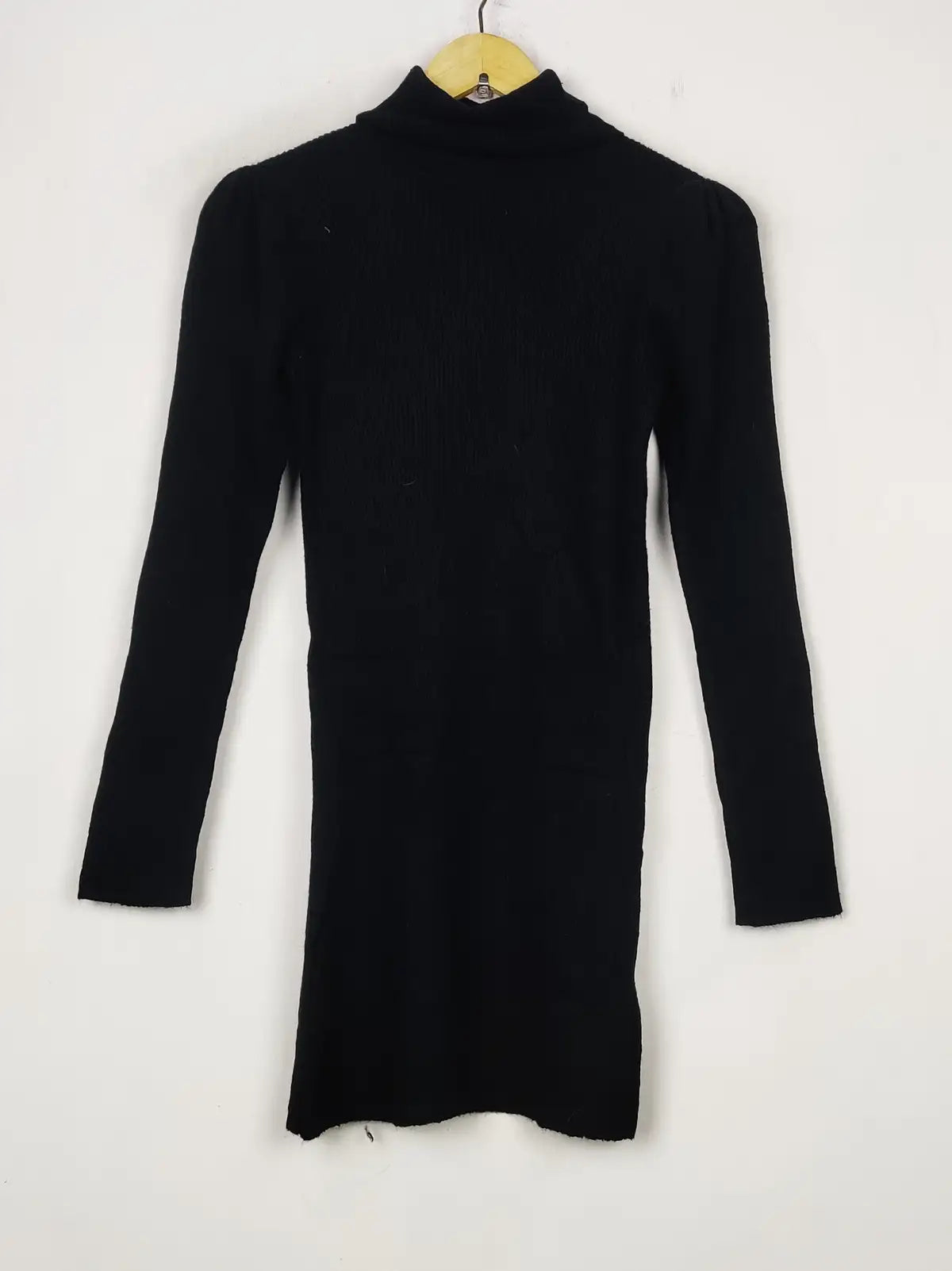 Buy online pre-used pre-loved 100% authentic & Original branded Primark (BD-1298) available in Pakistan. Top international brands avilable.