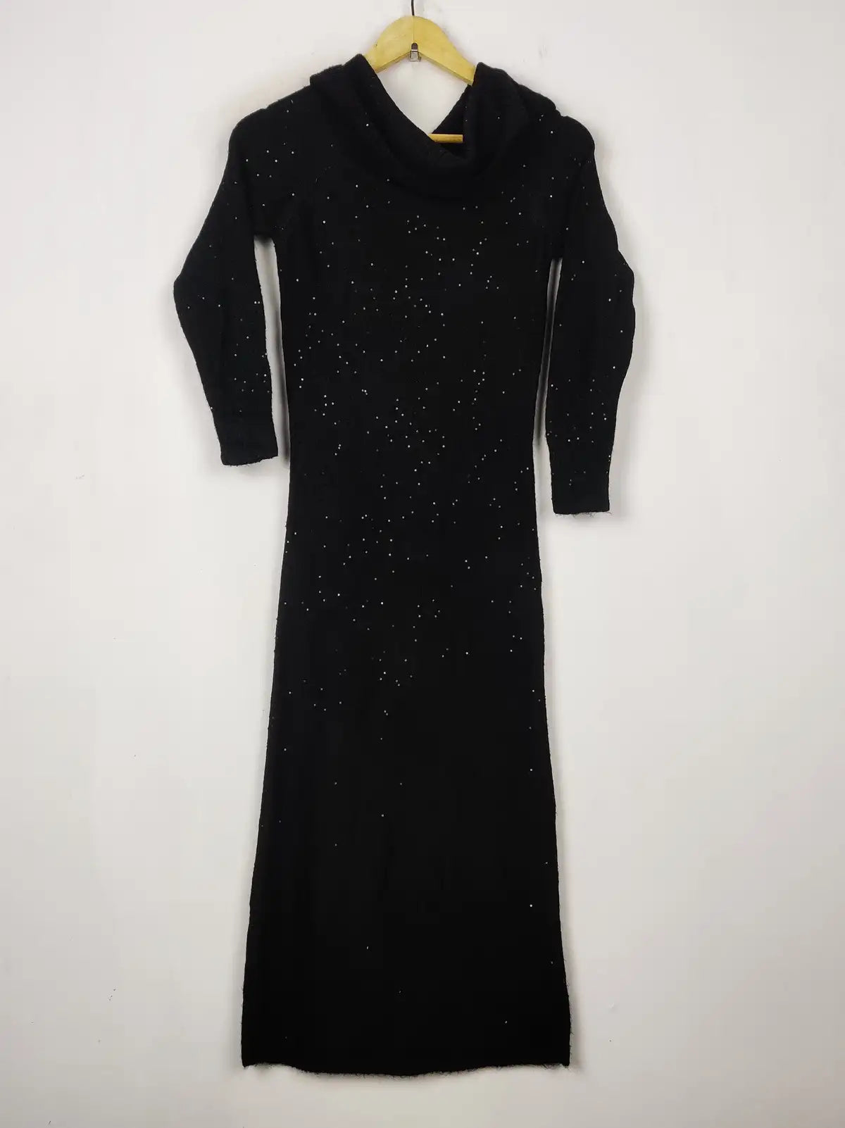 Buy online pre-used pre-loved 100% authentic & Original branded Shein (BD-1354) available in Pakistan. Top international brands avilable.