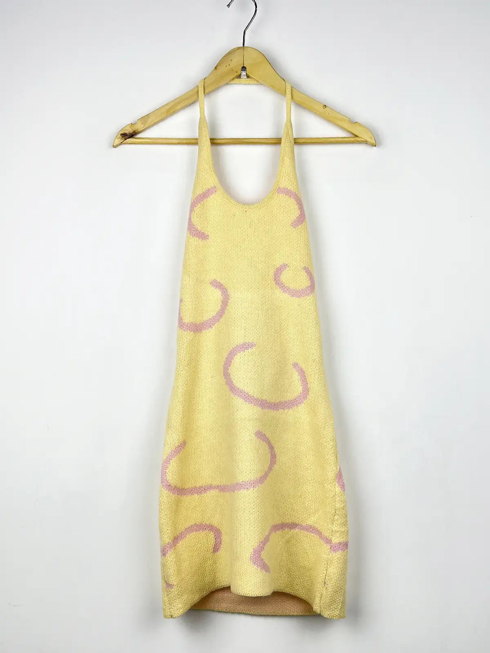 Buy online pre-used pre-loved 100% authentic & Original branded Shein (BD-137) available in Pakistan. Top international brands avilable.