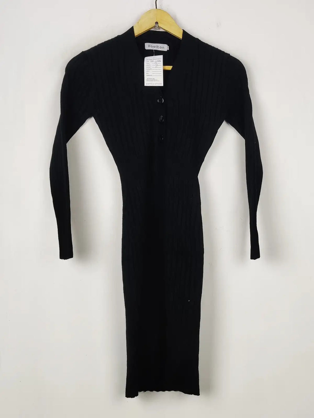 Buy online pre-used pre-loved 100% authentic & Original branded How It On (BD-1385) available in Pakistan. Top international brands avilable.
