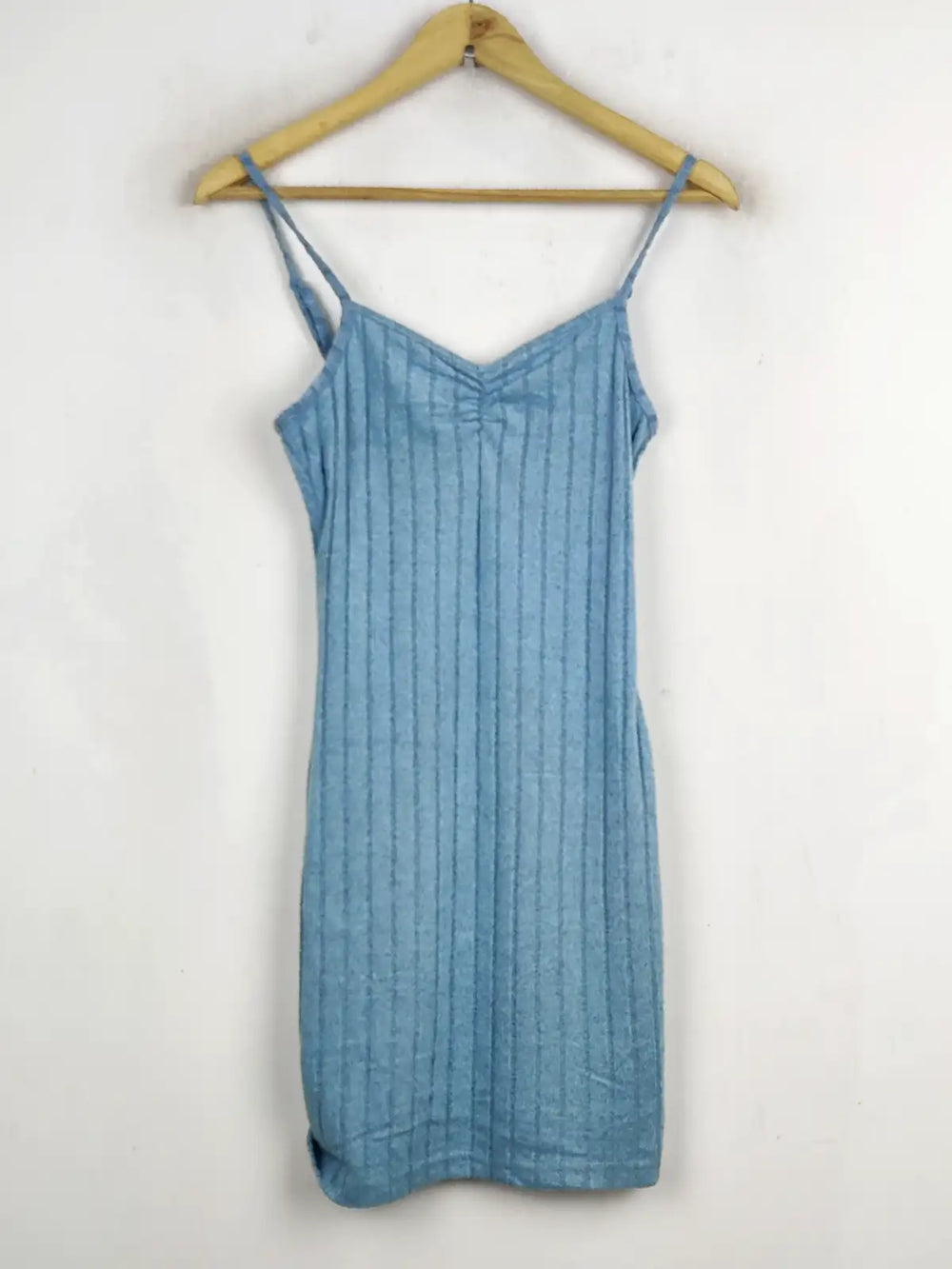 Buy online pre-used pre-loved 100% authentic & Original branded Shein (BD-13) available in Pakistan. Top international brands avilable.