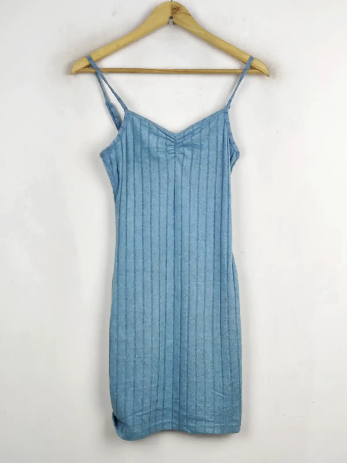 Buy online pre-used pre-loved 100% authentic & Original branded Shein (BD-13) available in Pakistan. Top international brands avilable.