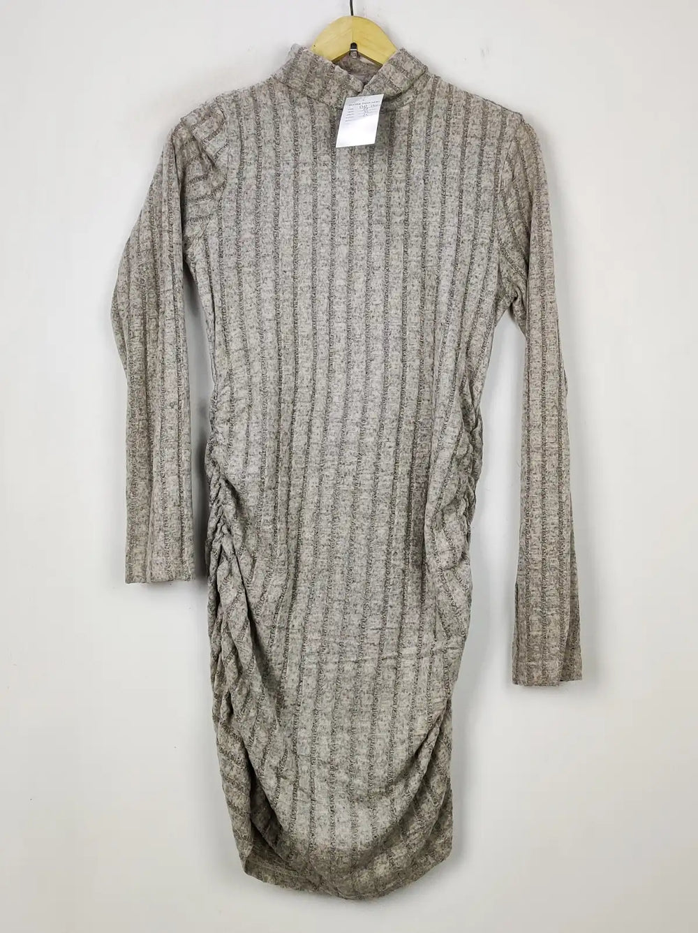 Buy online pre-used pre-loved 100% authentic & Original branded Shein (BD-1400) available in Pakistan. Top international brands avilable.