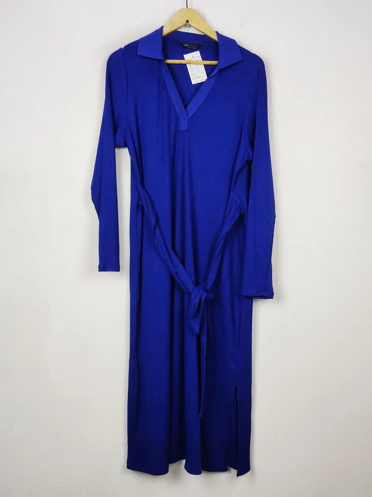 Buy online pre-used pre-loved 100% authentic & Original branded Marks & Spencer (BD-1419) available in Pakistan. Top international brands avilable.