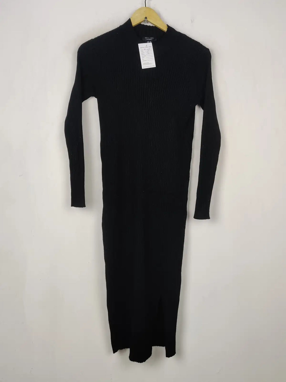 Buy online pre-used pre-loved 100% authentic & Original branded New Look (BD-1439) available in Pakistan. Top international brands avilable.
