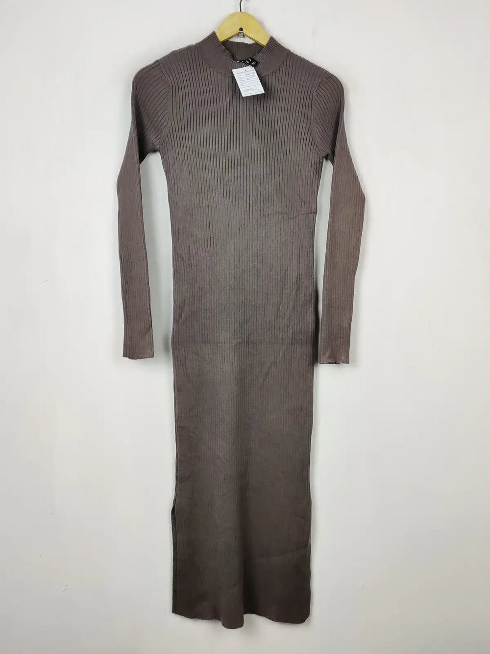 Buy online pre-used pre-loved 100% authentic & Original branded New Look (BD-1484) available in Pakistan. Top international brands avilable.