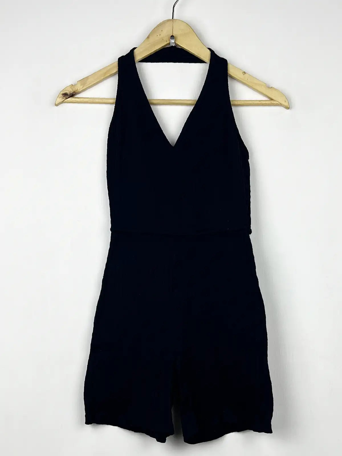 Buy online pre-used pre-loved 100% authentic & Original branded Bershka (BD-152) available in Pakistan. Top international brands avilable.