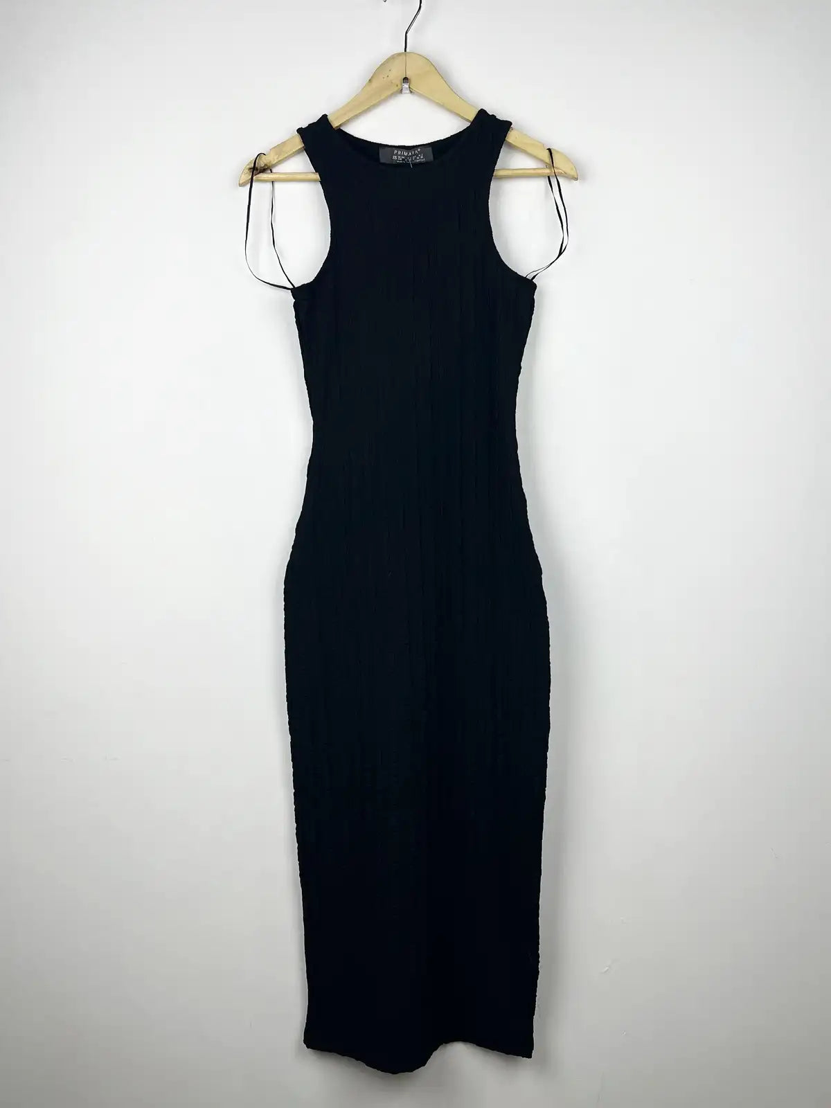 Buy online pre-used pre-loved 100% authentic & Original branded Primark (BD-154) available in Pakistan. Top international brands avilable.