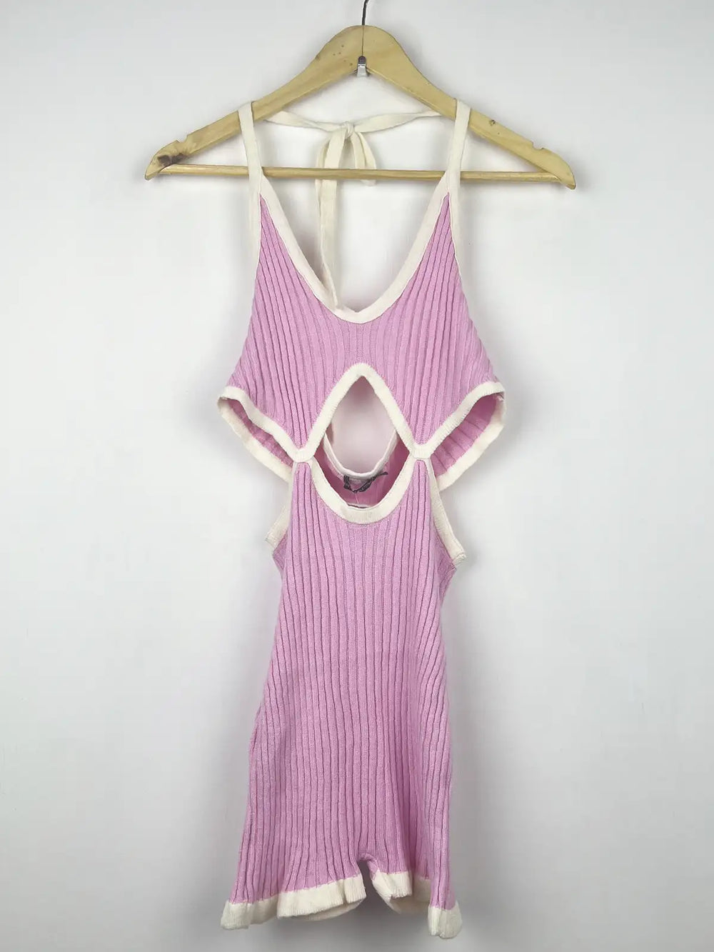 Buy online pre-used pre-loved 100% authentic & Original branded Prettylittlething (BD-155) available in Pakistan. Top international brands avilable.