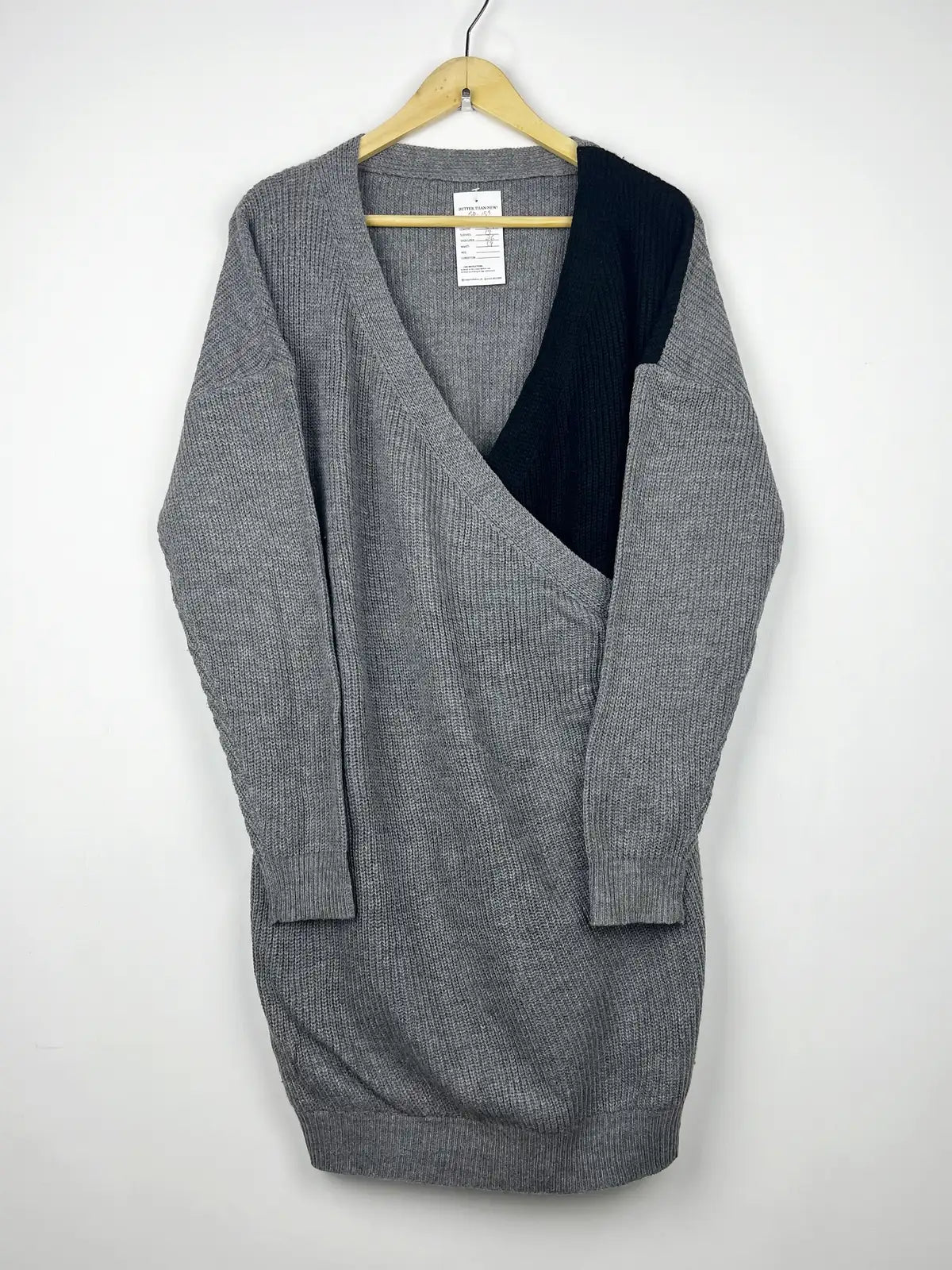 Buy online pre-used pre-loved 100% authentic & Original branded Emery Rose (BD-159) available in Pakistan. Top international brands avilable.