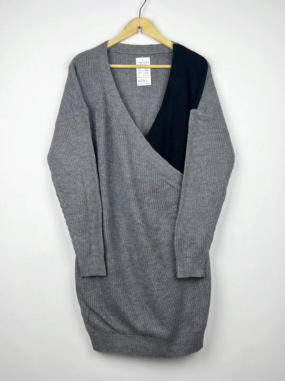 Buy online pre-used pre-loved 100% authentic & Original branded Emery Rose (BD-159) available in Pakistan. Top international brands avilable.