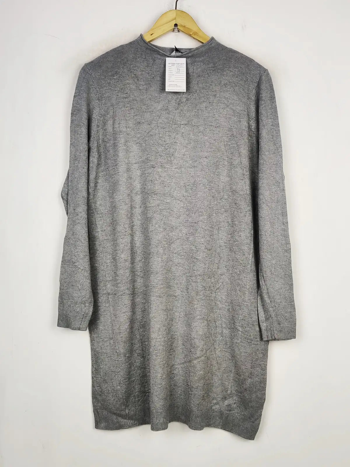 Buy online pre-used pre-loved 100% authentic & Original branded Esmara (BD-1652) available in Pakistan. Top international brands avilable.