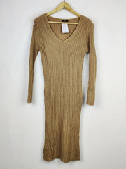 Buy online pre-used pre-loved 100% authentic & Original branded Boohoo (BD-1653) available in Pakistan. Top international brands avilable.
