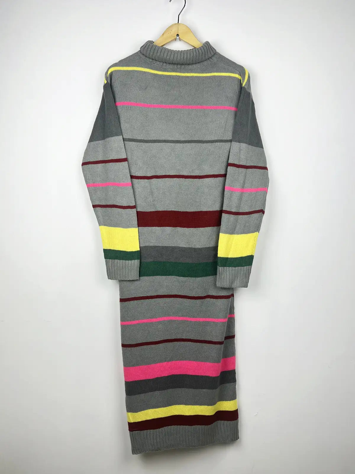 Buy online pre-used pre-loved 100% authentic & Original branded Shein (BD-165) available in Pakistan. Top international brands avilable.