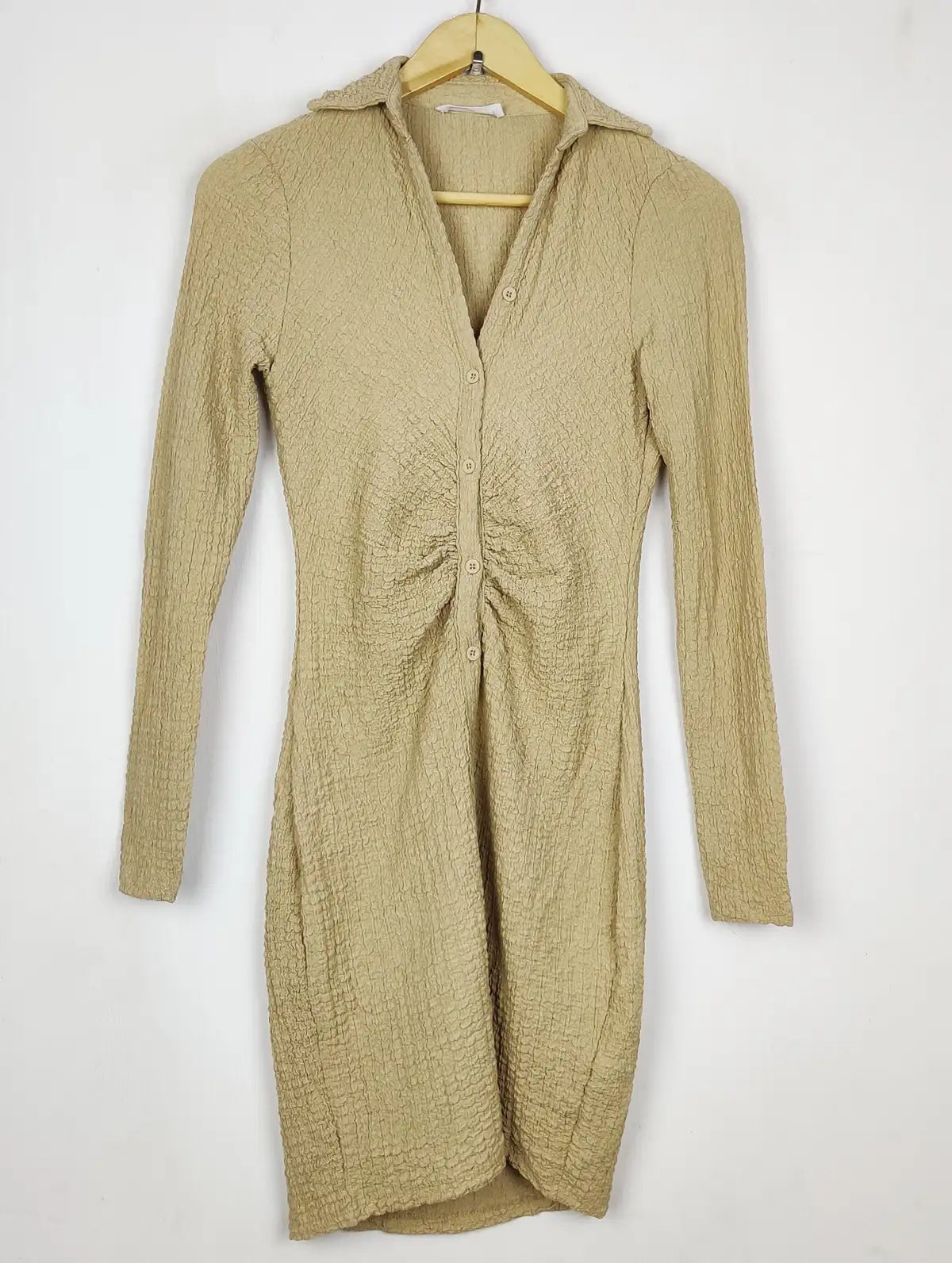 Buy online pre-used pre-loved 100% authentic & Original branded Primark (BD-1735) available in Pakistan. Top international brands avilable.
