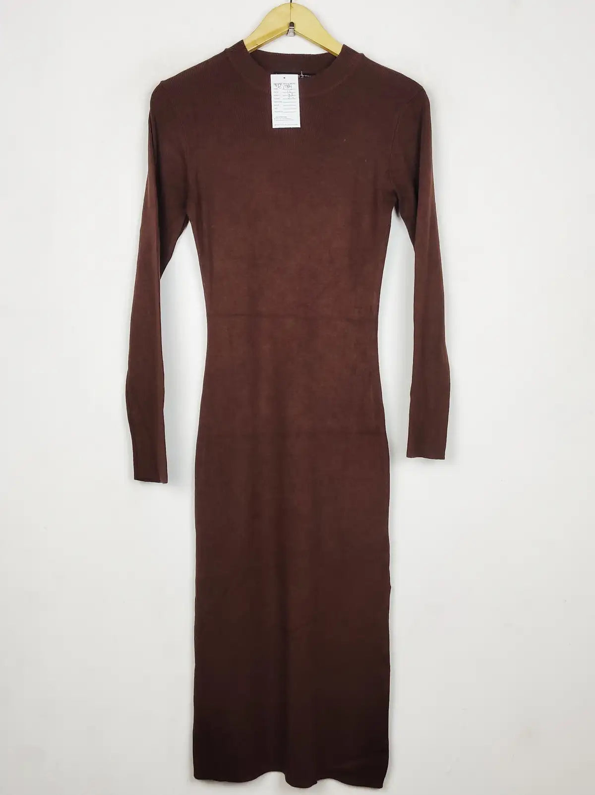 Buy online pre-used pre-loved 100% authentic & Original branded Threadbare (BD-1764) available in Pakistan. Top international brands avilable.