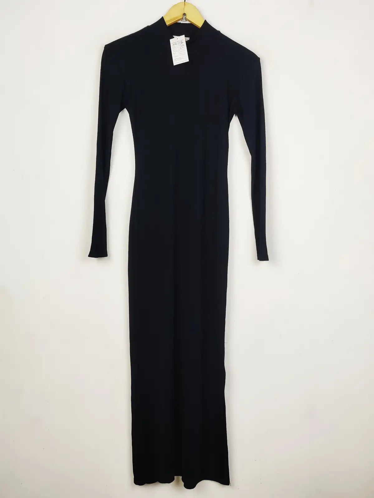 Buy online pre-used pre-loved 100% authentic & Original branded Secret (BD-1773) available in Pakistan. Top international brands avilable.