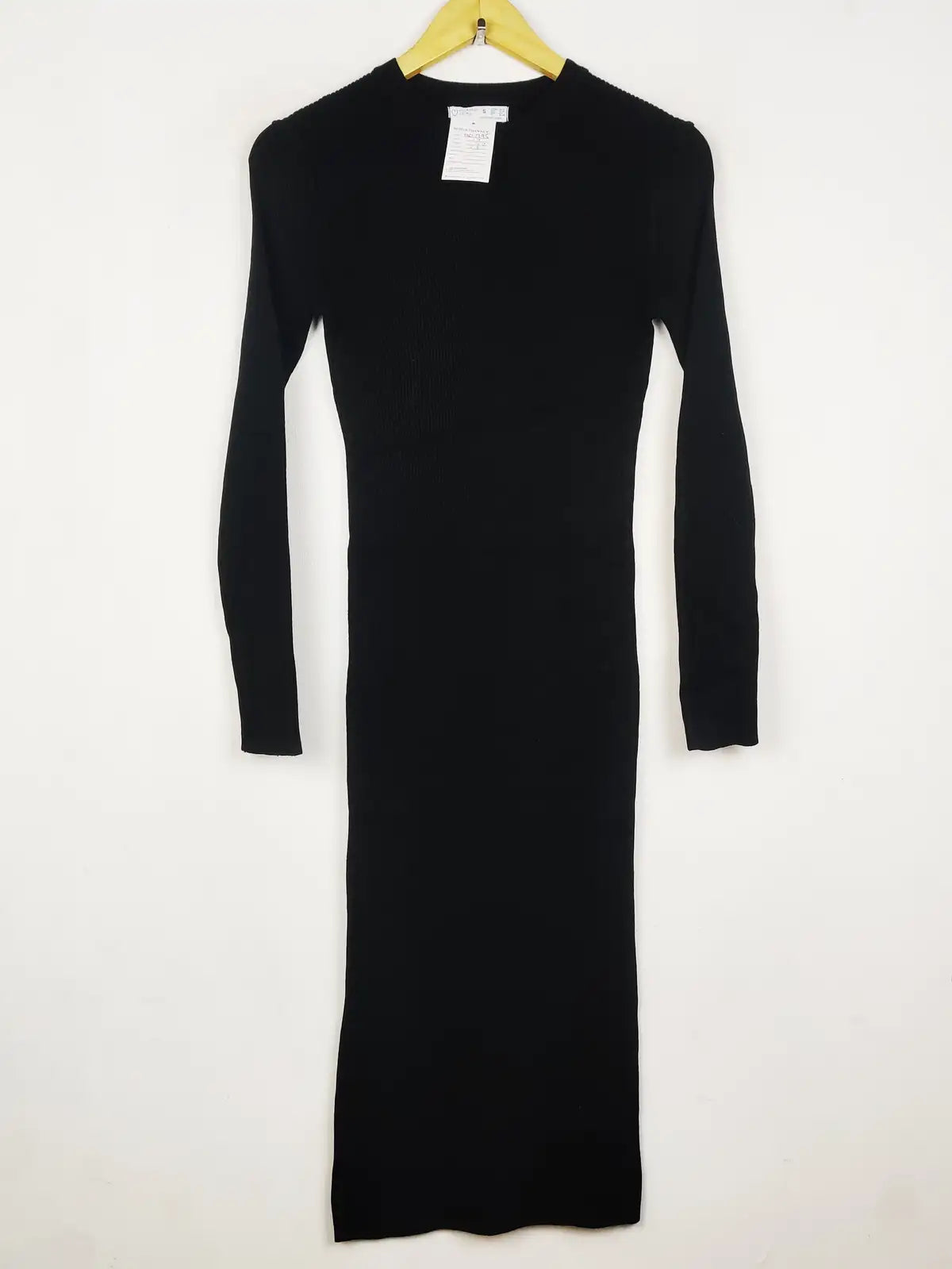 Buy online pre-used pre-loved 100% authentic & Original branded Primark (BD-1795) available in Pakistan. Top international brands avilable.