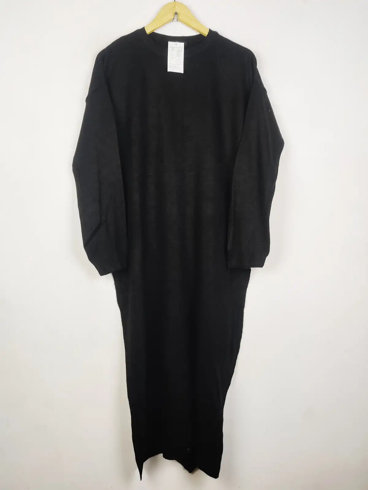 Buy online pre-used pre-loved 100% authentic & Original branded Jq By Generique (BD-1807) available in Pakistan. Top international brands avilable.