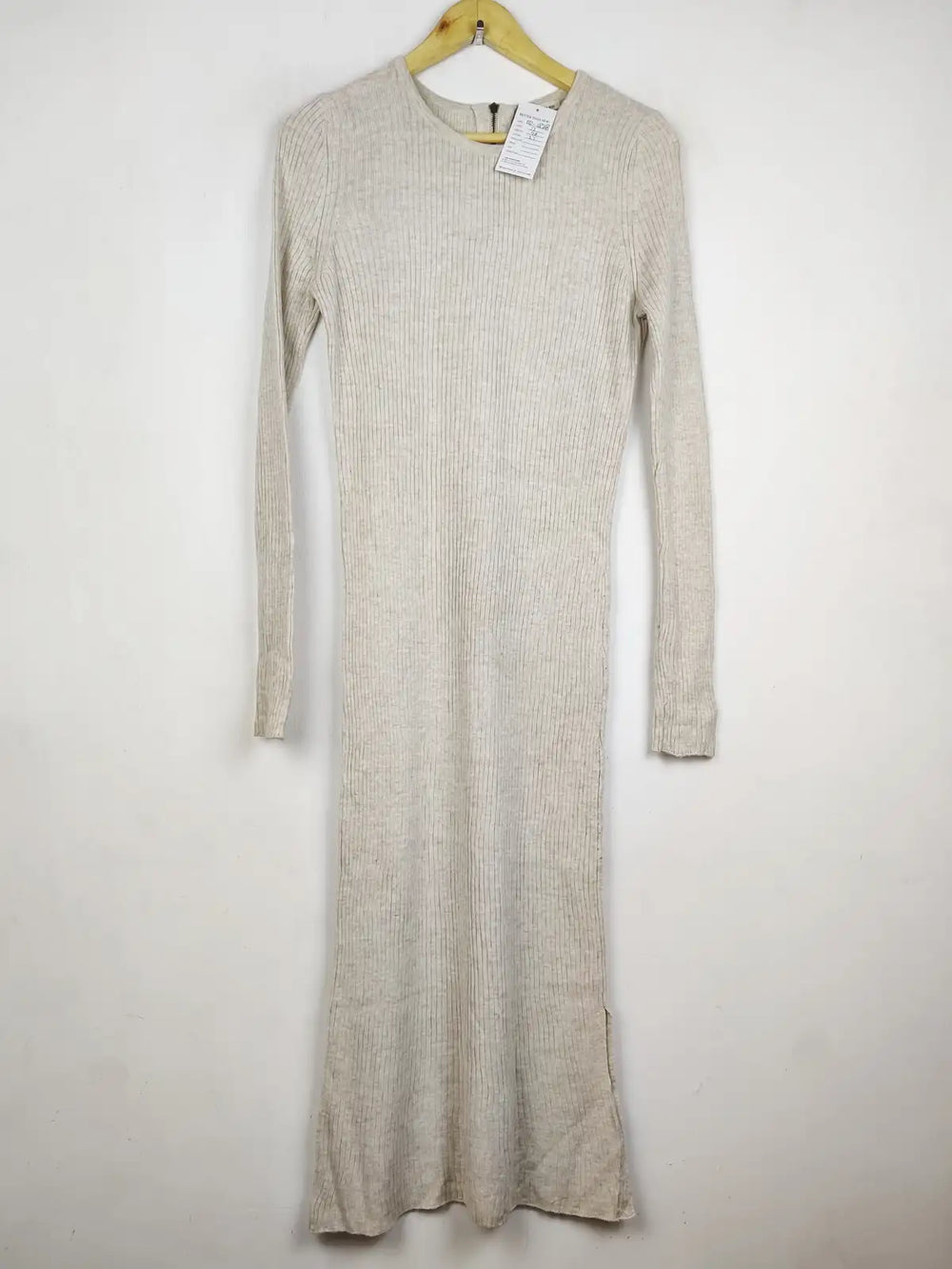 Buy online pre-used pre-loved 100% authentic & Original branded River Island (BD-1828) available in Pakistan. Top international brands avilable.