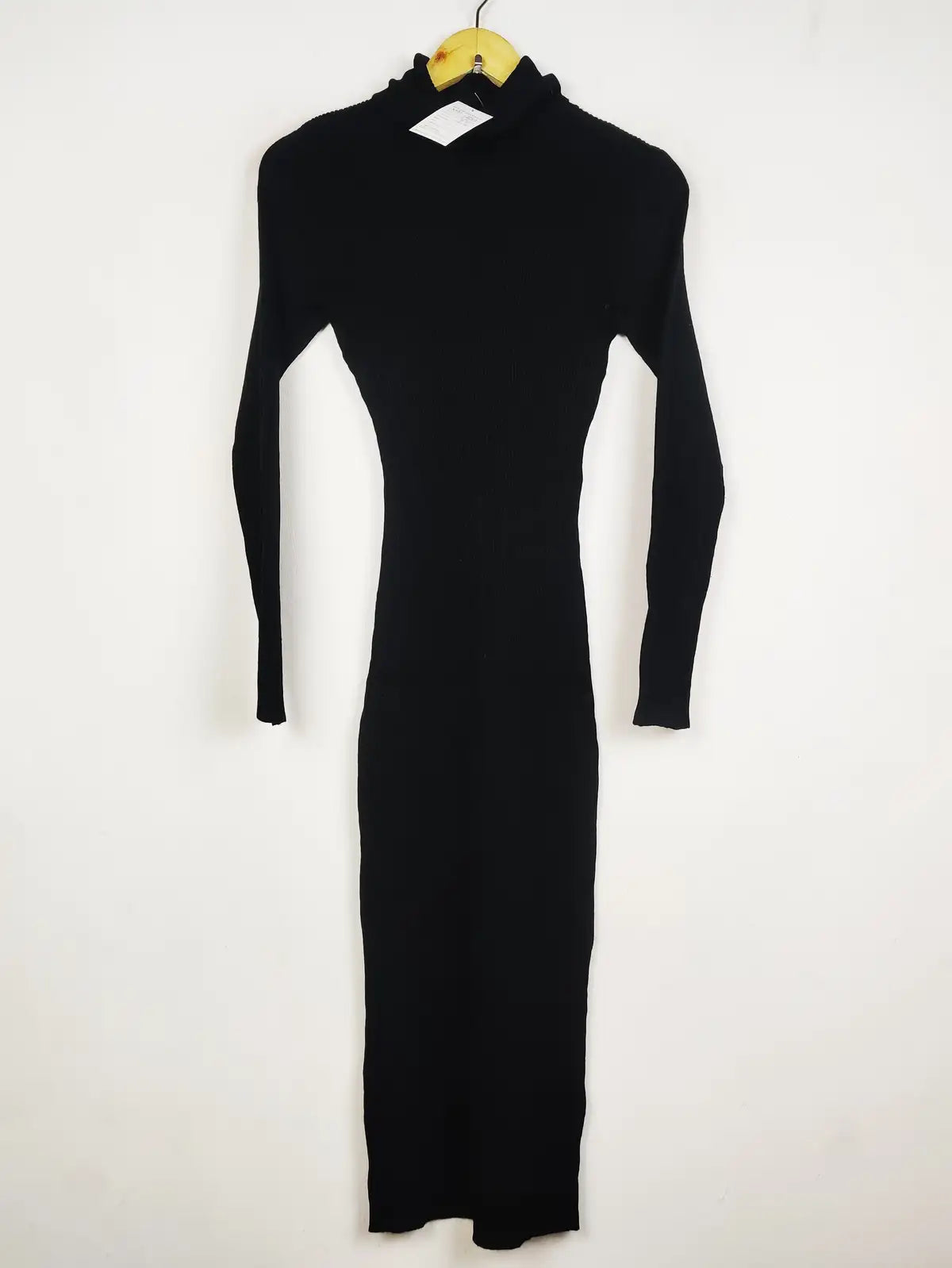 Buy online pre-used pre-loved 100% authentic & Original branded Missguided (BD-1842) available in Pakistan. Top international brands avilable.