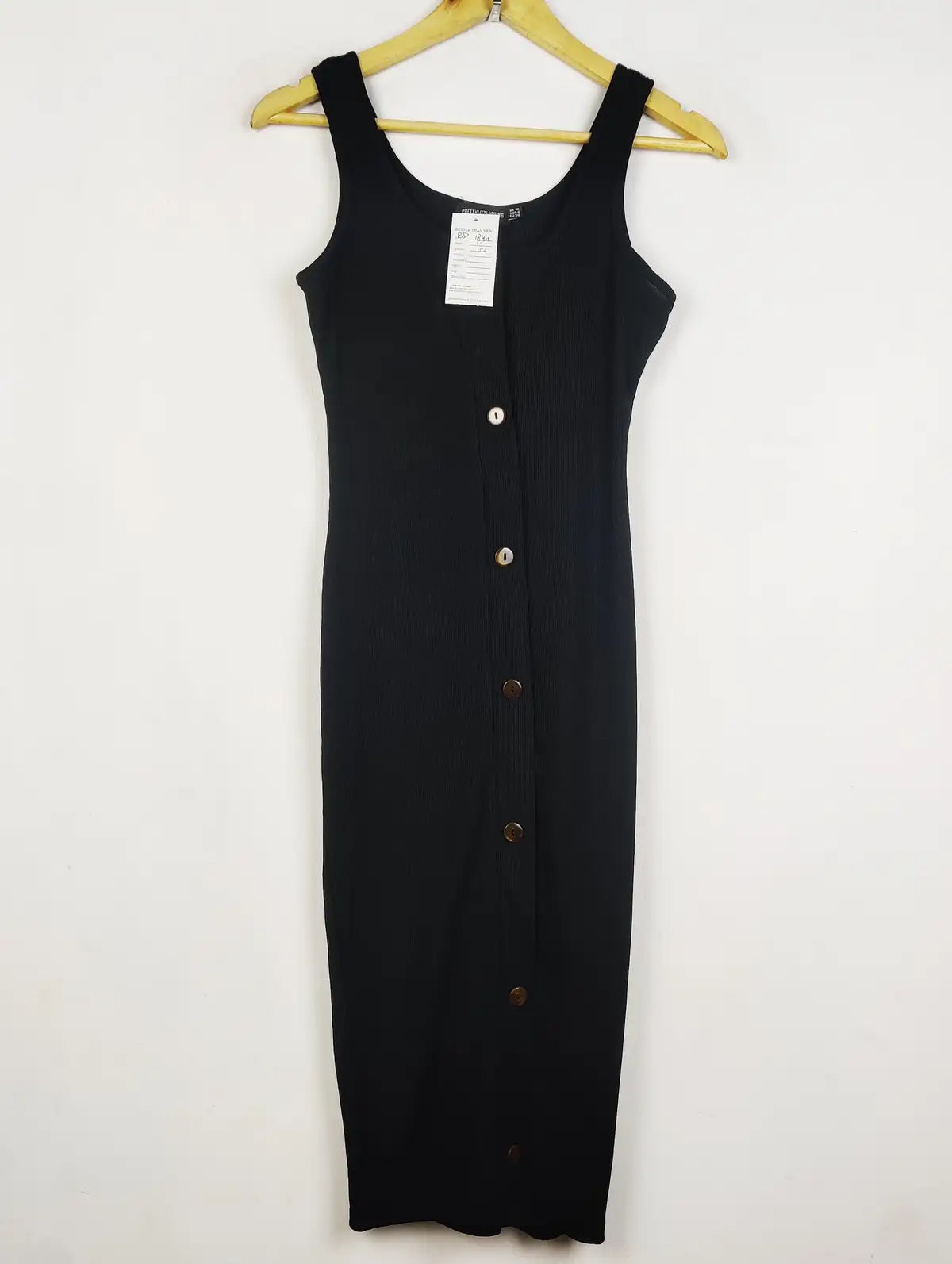 Buy online pre-used pre-loved 100% authentic & Original branded Prettylittlething (BD-1844) available in Pakistan. Top international brands avilable.