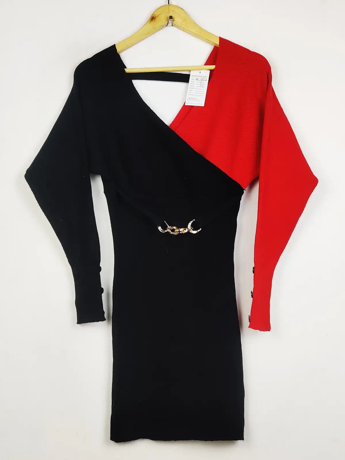Buy online pre-used pre-loved 100% authentic & Original branded Shein (BD-1852) available in Pakistan. Top international brands avilable.