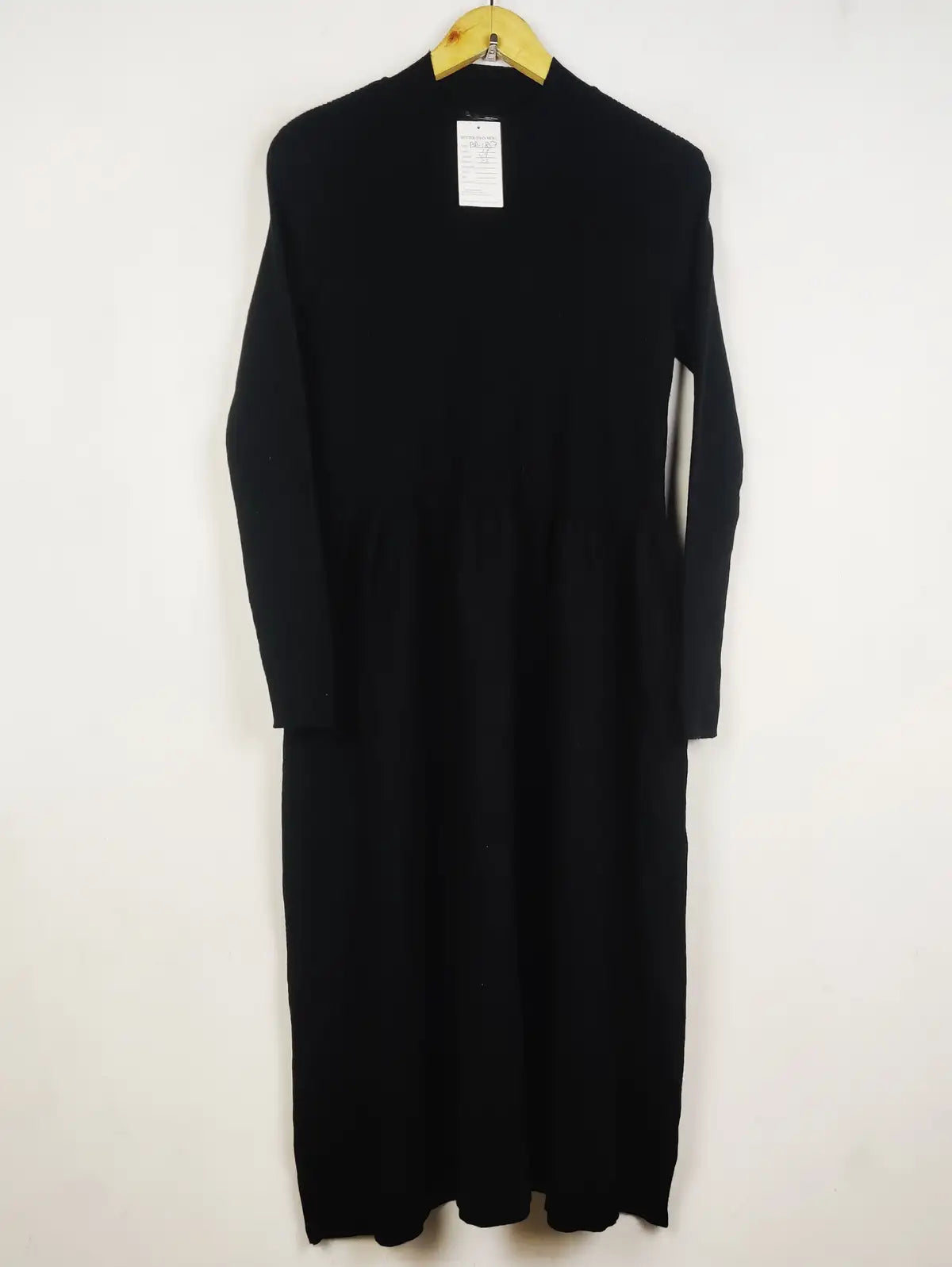 Buy online pre-used pre-loved 100% authentic & Original branded Dazy (BD-1857) available in Pakistan. Top international brands avilable.