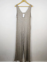 Buy online pre-used pre-loved 100% authentic & Original branded Shein (BD-185) available in Pakistan. Top international brands avilable.