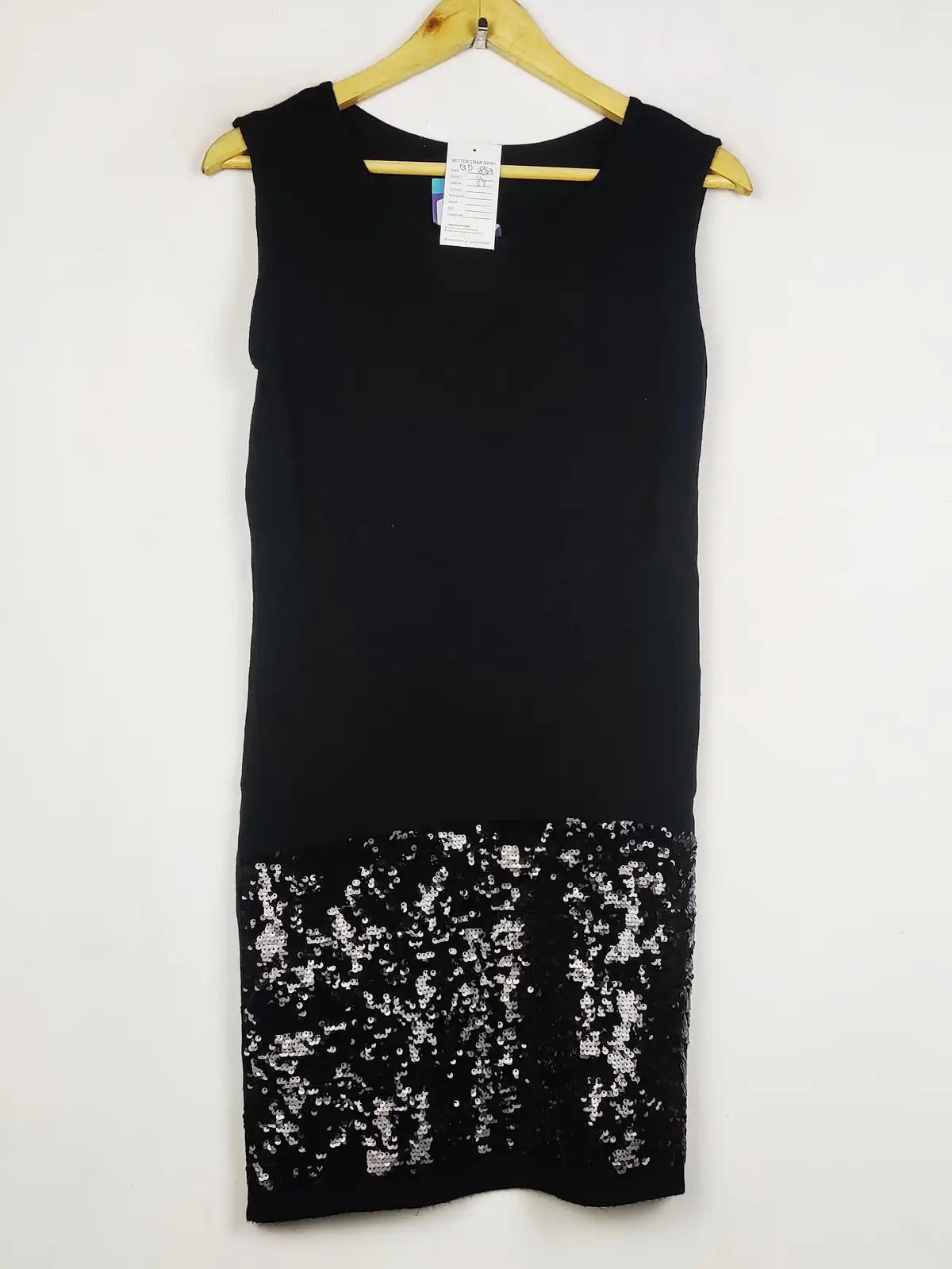Buy online pre-used pre-loved 100% authentic & Original branded Unknown Brand (BD-1863) available in Pakistan. Top international brands avilable.