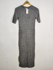Buy online pre-used pre-loved 100% authentic & Original branded H&M (BD-1885) available in Pakistan. Top international brands avilable.