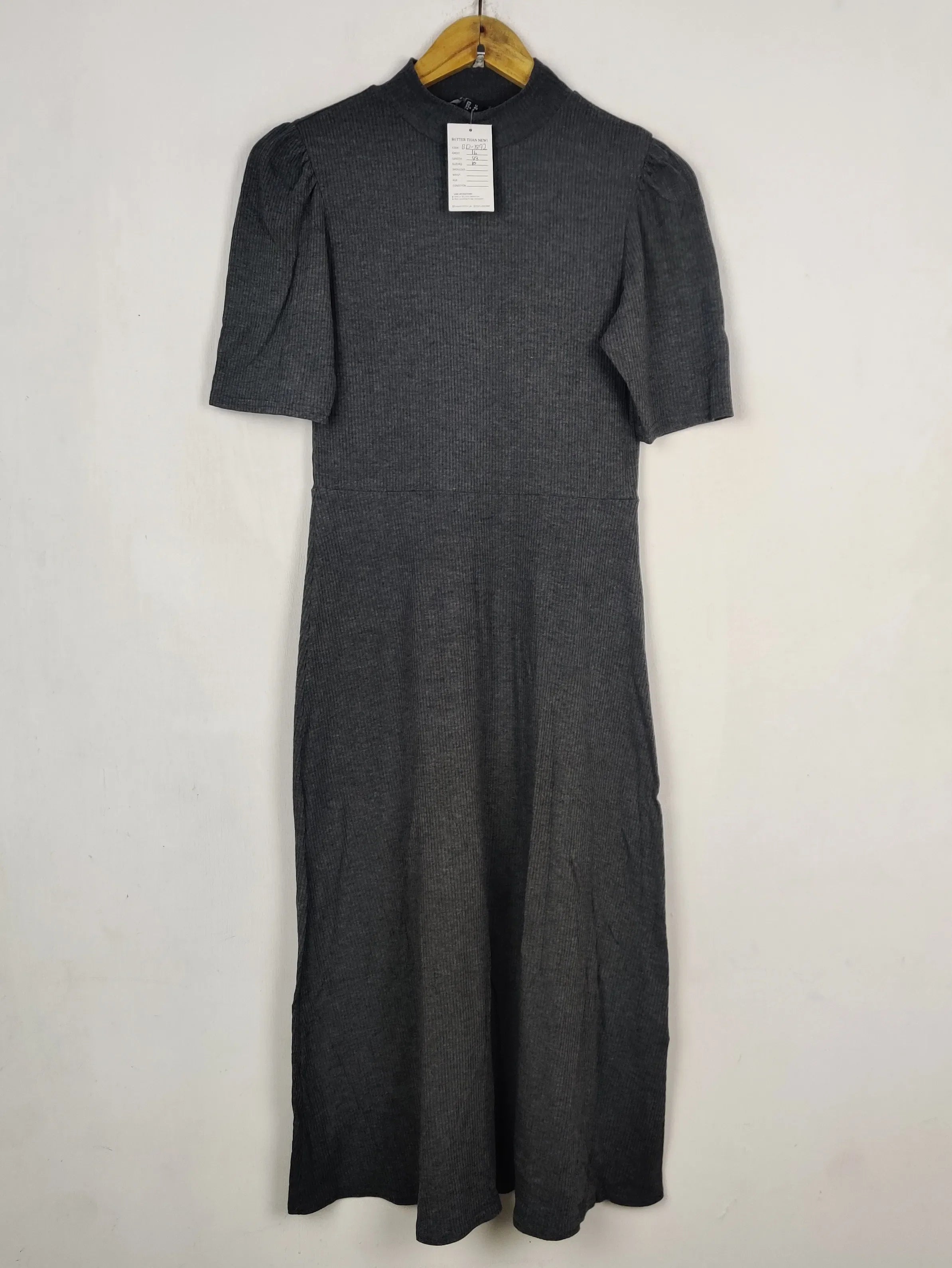 Buy online pre-used pre-loved 100% authentic & Original branded New Look (BD-1892) available in Pakistan. Top international brands avilable.