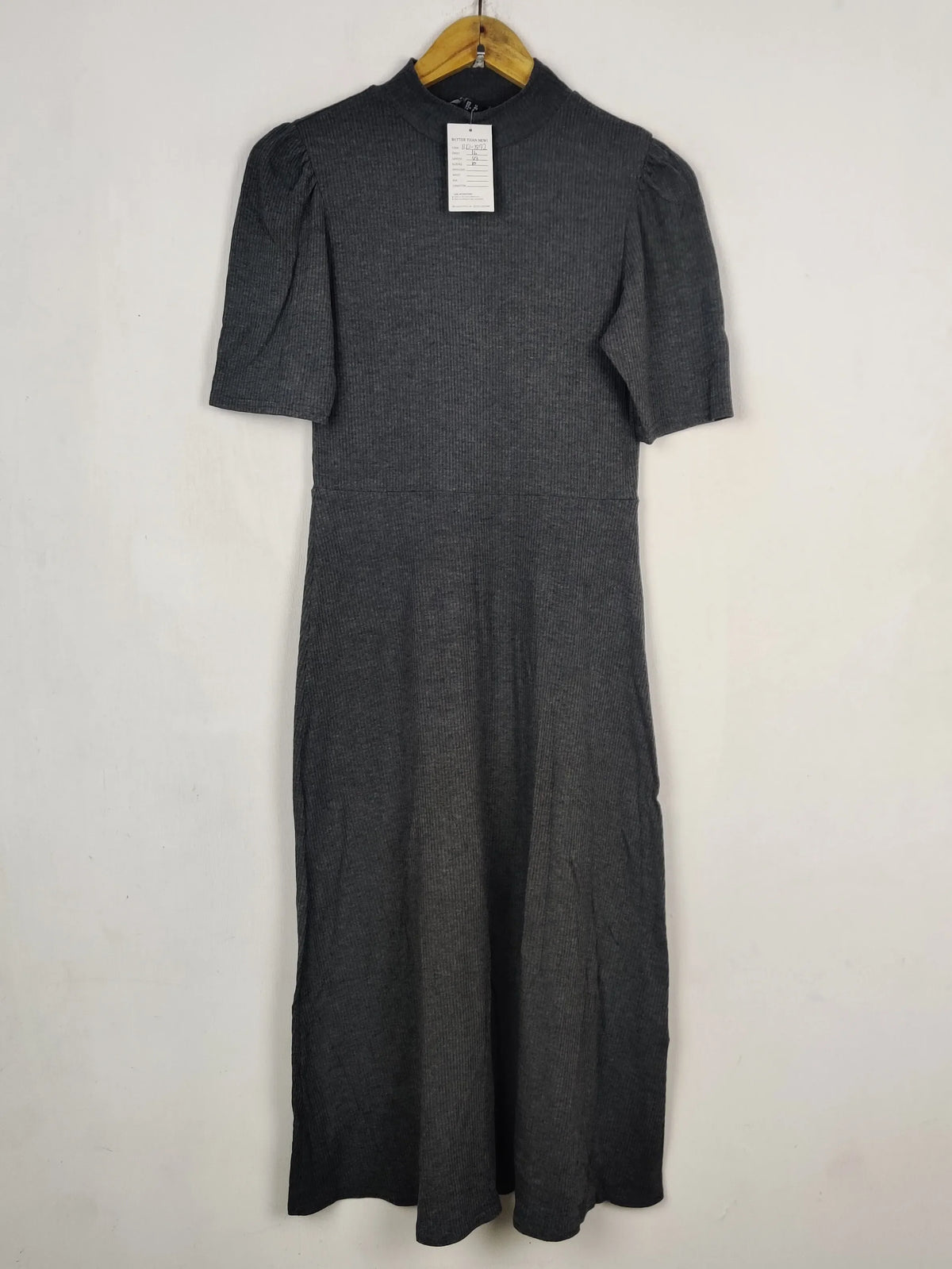 Buy online pre-used pre-loved 100% authentic & Original branded New Look (BD-1892) available in Pakistan. Top international brands avilable.