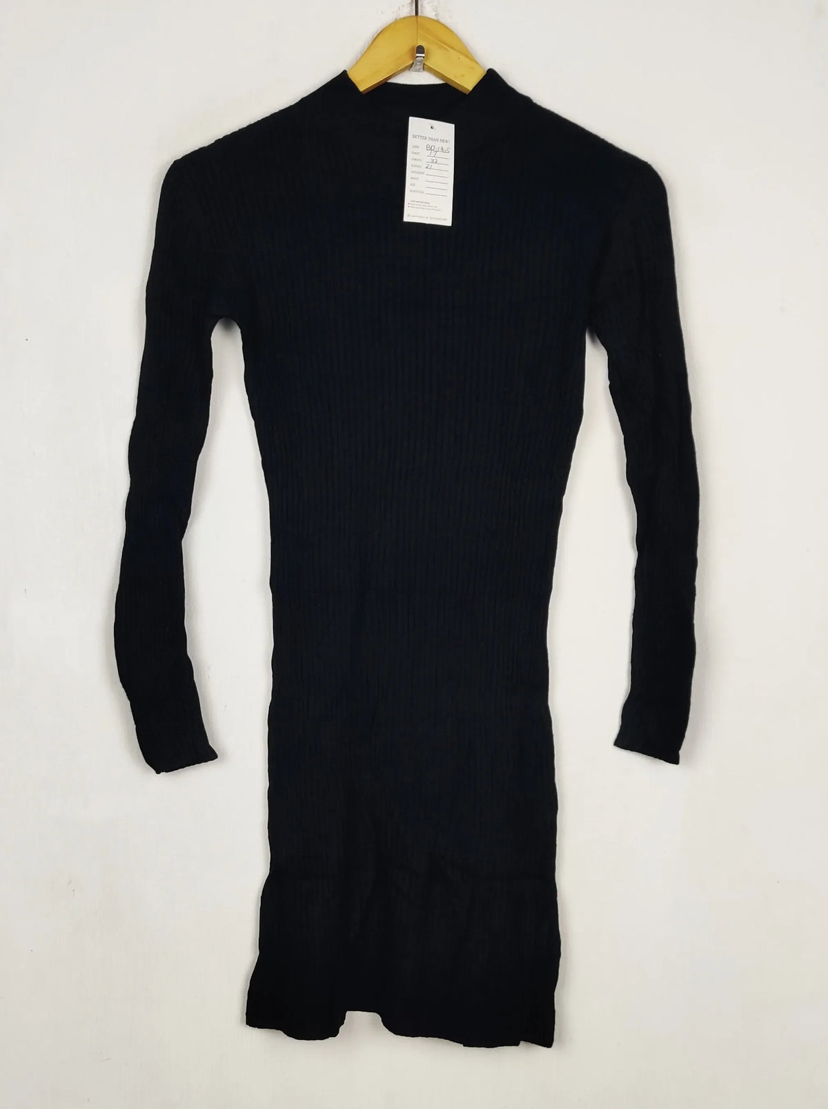 Buy online pre-used pre-loved 100% authentic & Original branded Atmosphere (BD-1905) available in Pakistan. Top international brands avilable.